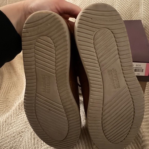 Dress Shoes, perfect for Easter - Picture 2 of 2